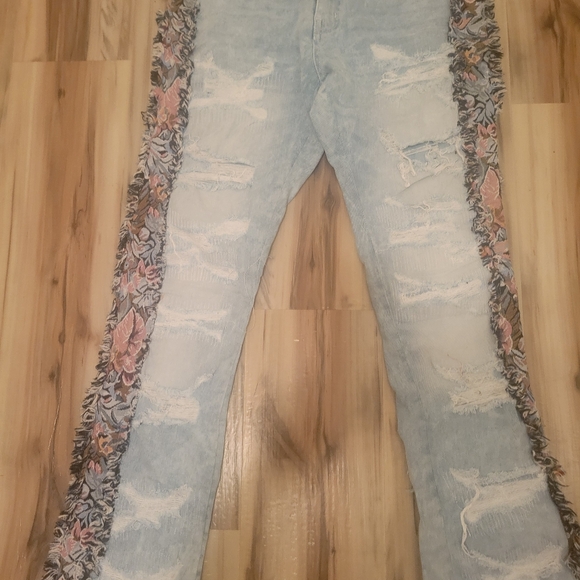 Stacked Jeans Floral Embroidery Size 32 - Picture 7 of 12
